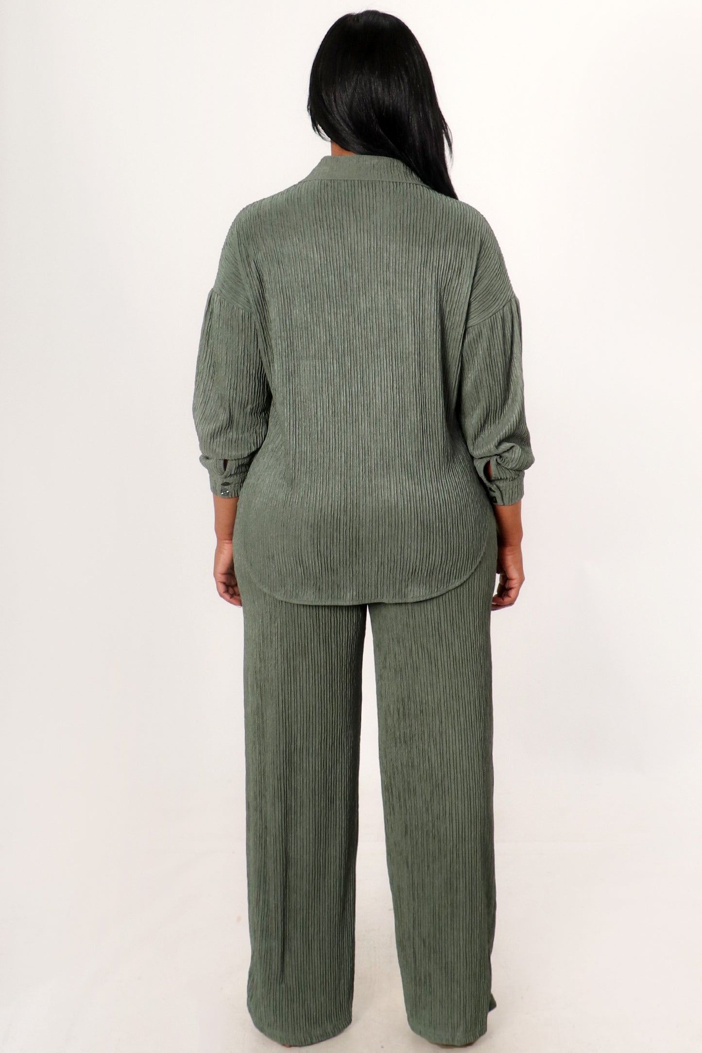 The Weekend Ease 2-Piece Crinkle Set