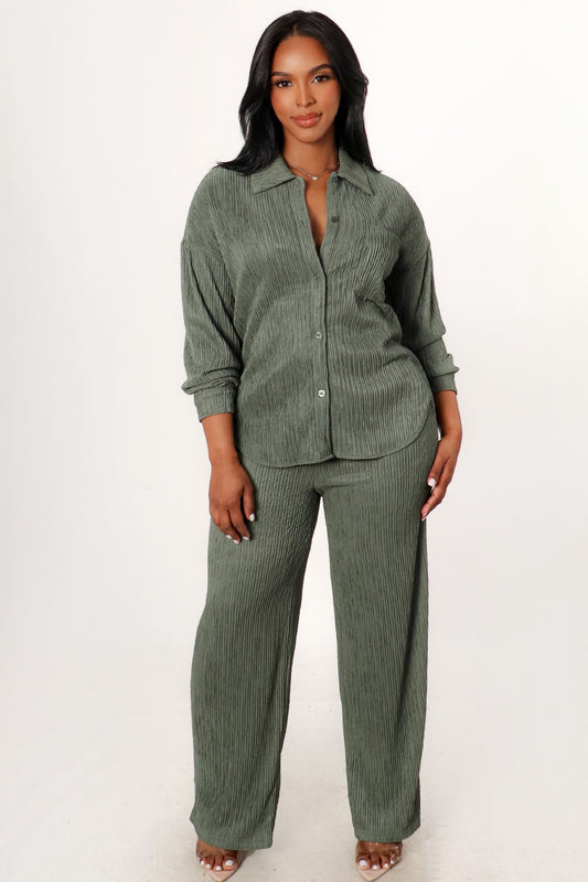The Weekend Ease 2-Piece Crinkle Set