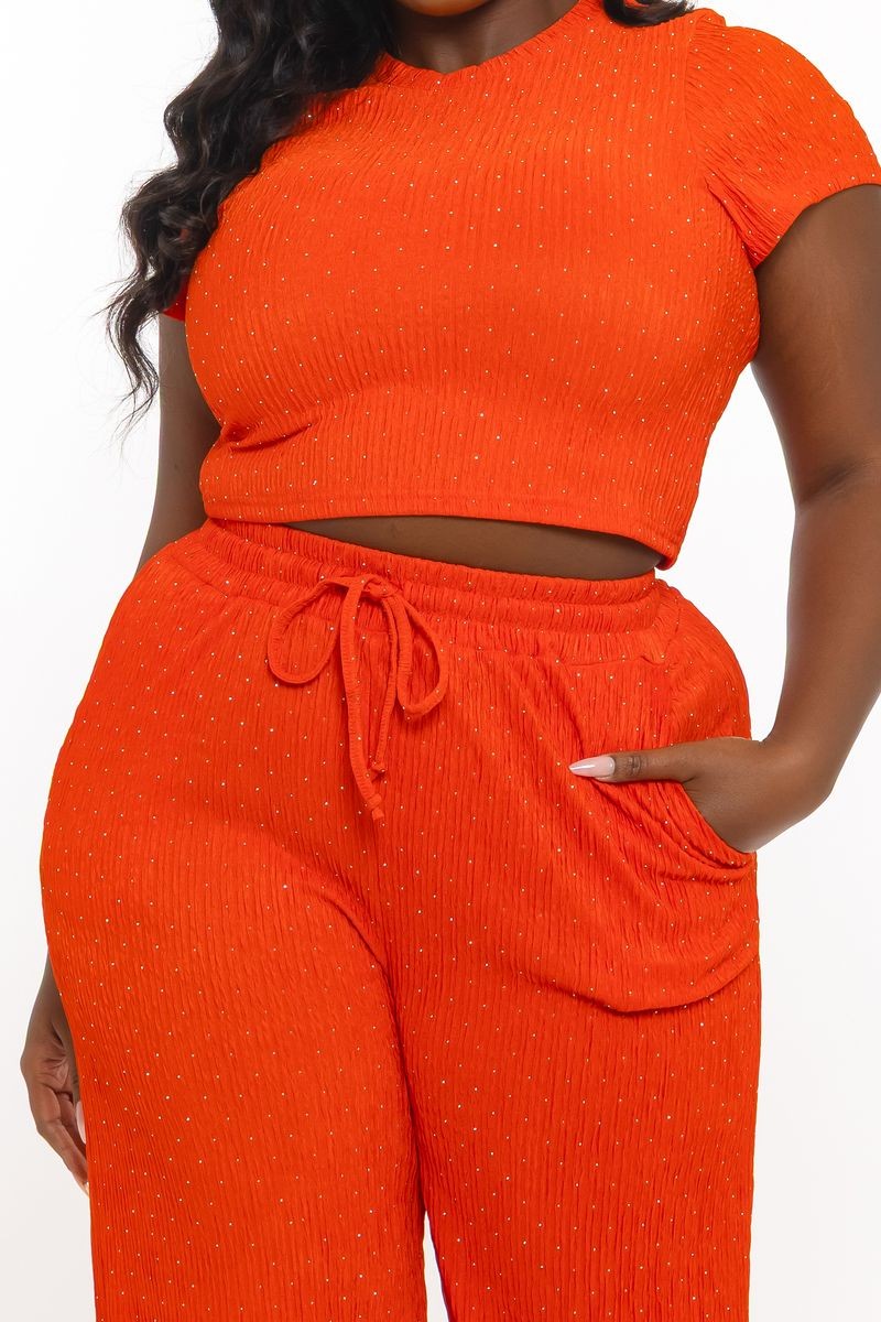 The Crinkle Stone Glow Set