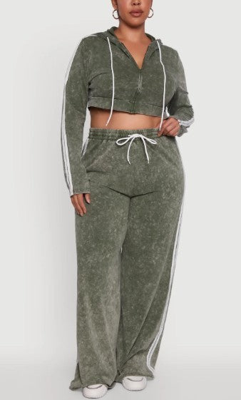 Curvy Chic Varsity Set